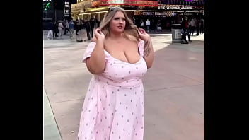Who's ready for sundress season bbw highway #plussizemodel #bbw #bbws #biggirl