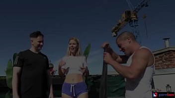 Lynna lilsson tight cunt streched out first double vaginal dpp threesome