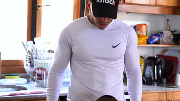 When the delivery guy arrives and my friend can't hold back her urge to suck his cock