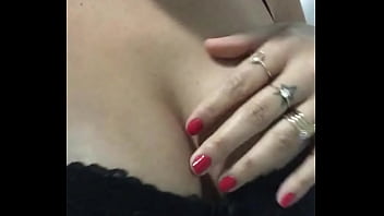 Alguém gostaria mama eles