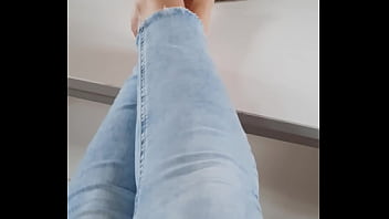 Pour ceux qui se demandent à quoi ressemblent mes petits pieds chatouilleux Pour ceux qui se demandent à quoi ressemblent mes petits pieds chatouilleux