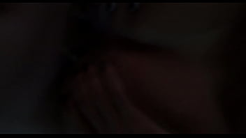 Safada abrindo o cuzinho