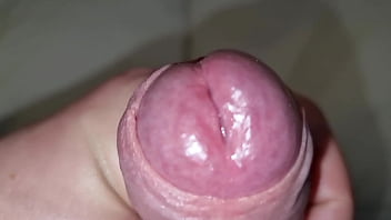 Abito nero elegante sega lunga mezz'ora e un enorme carico di sperma cazzo grosso bagnato in primo piano e gemiti con schizzata forte finale