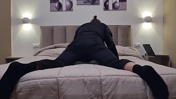 Abito nero elegante sega lunga mezz'ora e un enorme carico di sperma cazzo grosso bagnato in primo piano e gemiti con schizzata forte finale