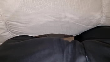 Abito nero elegante sega lunga mezz'ora e un enorme carico di sperma cazzo grosso bagnato in primo piano e gemiti con schizzata forte finale