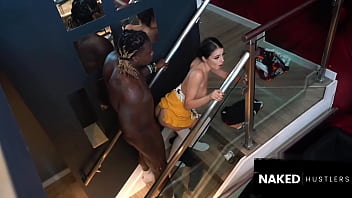 Home video captures size queen slut girlfriend secret affairs while her bf is at work