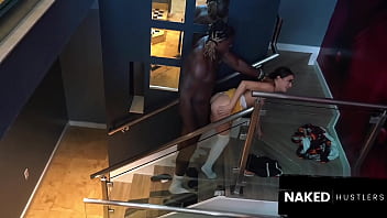 Home video captures size queen slut girlfriend secret affairs while her bf is at work