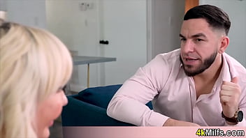 Blonde teenie learning the ropes from stepma