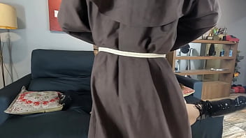 A vizinha me pegou sozinho e fez tudo sem vergonha