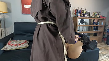 A vizinha me pegou sozinho e fez tudo sem vergonha