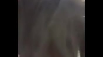 Funkeiro comendo a loirinha