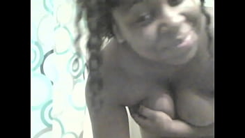 Azz shakin and clappin *jucci booty*