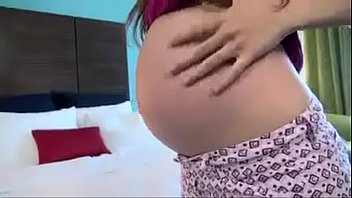 Grávida metendo Grávida metendo