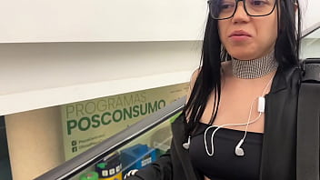 I meet a fan at the mall