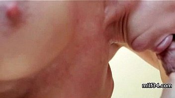 Horny milf screw big cock