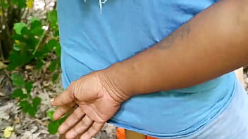 Padosi ka ladka ne jungle mein mujhe ghodi banakar meri chut ki chudai kar di