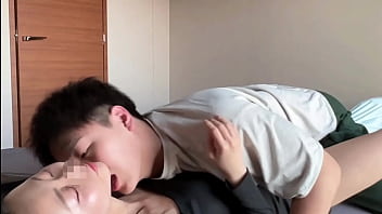 A teen virgin boy's first missionary sex is so hot it makes me cum