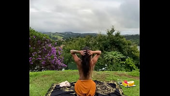 Bom dia hot yoga matinal