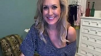 Brandi love pornstar milf with her toys on web cam