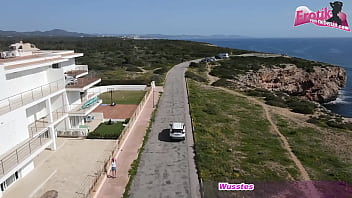 Versaute deutsche touristin fickt sich durch den urlaub