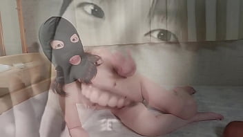 貧乳熟女主婦。 貧乳熟女主婦。