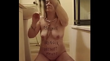 2024 12 23 esclave f autoseance uro et ceinture