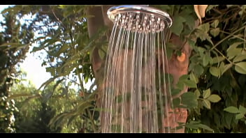 Jazmine cashmere is a sexy big breasted ebony babe with a hot body and a big bubble butt