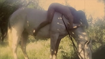 Vintage wild women & nature girls