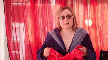 Try on red shiny pvc catsuit corset and natural long fur coat curvy milf arya grander