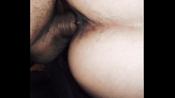 Amateur skinny couple making porno