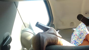 Grabo las bragas de mi amiga