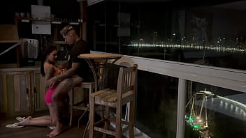 Um copao e já deixei ela toda molhadinha pra me dar gostoso