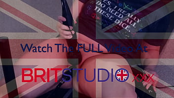 Nerdy Yoga Girl Gets Railed By Fucking Machine thumbnail