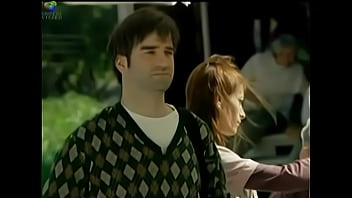 Beso lesbico celeste cid