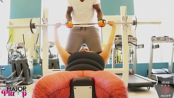 Gym flirt sofia lures rome to fuck and cum on her ass