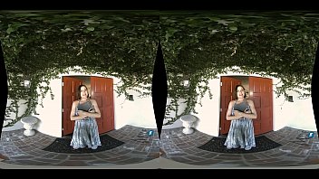 Curvy milf welcomes you home from war milfvr