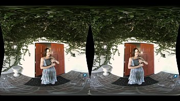 Curvy milf welcomes you home from war milfvr