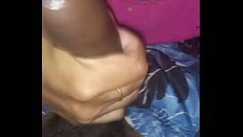 Meia irmã chupa pau e depois beija namorado gosada