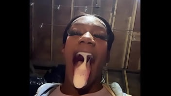 Follow my backup spitgoathenny & spitsbyhennyy