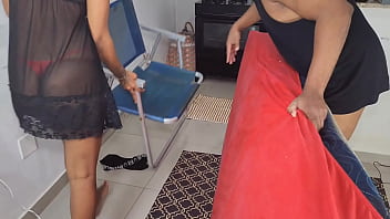 Me pegou no flaga batendo punheta assistindo vídeo porno e me deu a bucata para me aliviar