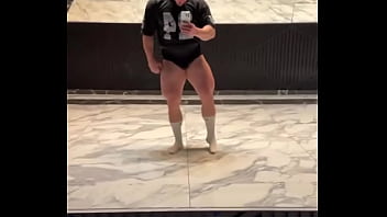 Pumped legs after workout is the best feeling lets go to check my new account ️