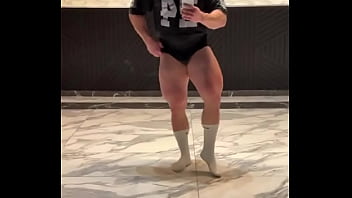 Pumped legs after workout is the best feeling lets go to check my new account ️