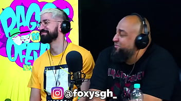 Ela consegue medir seu pau com a boca