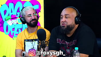 Ela consegue medir seu pau com a boca