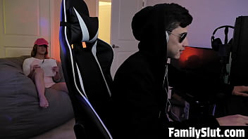 Stepsis takes his girthy dick deep into her throat her lips wrapping around the sensitive skin familyslut