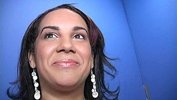 Horny chick oral tease 28