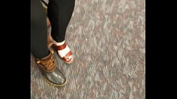 Miss toes tries on sandals