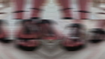 Barfuß diashow mit nylonjunge in birkenstocks