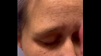 Slut gets spit on while he’s jerking down her face