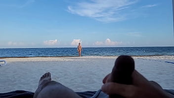 Beach perv gets a taste of his own medicine in public